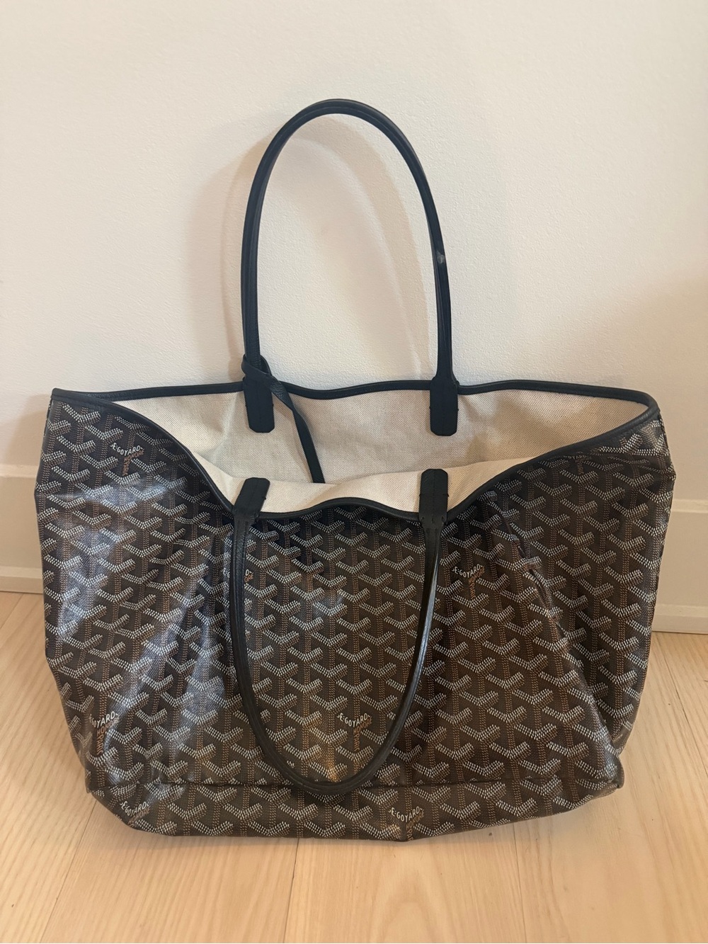 Goyard Saint Louis PM tote bag with dust bag